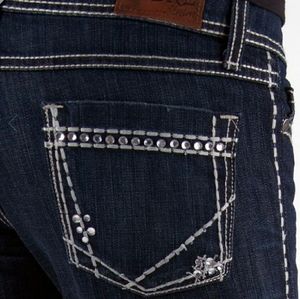 BKE Buckle Blue Starlite Crop Stretch Jeans